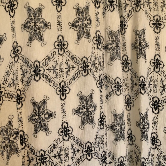 Beautiful detail maxi dress RYU from Nordstrom - Picture 7 of 11